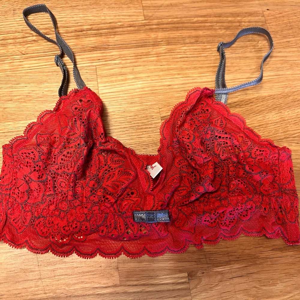 Orange/Red lace bralette